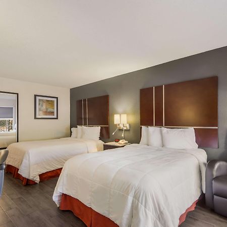 Surestay Hotel By Best Western Sarasota Lido Beach Exterior photo